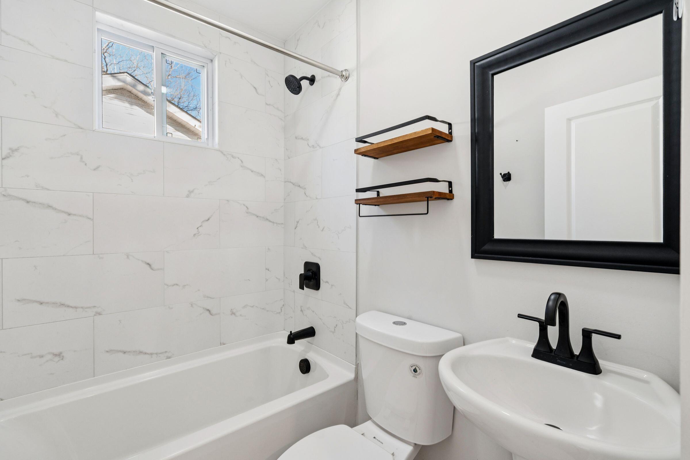 2384 Cambridge Avenue