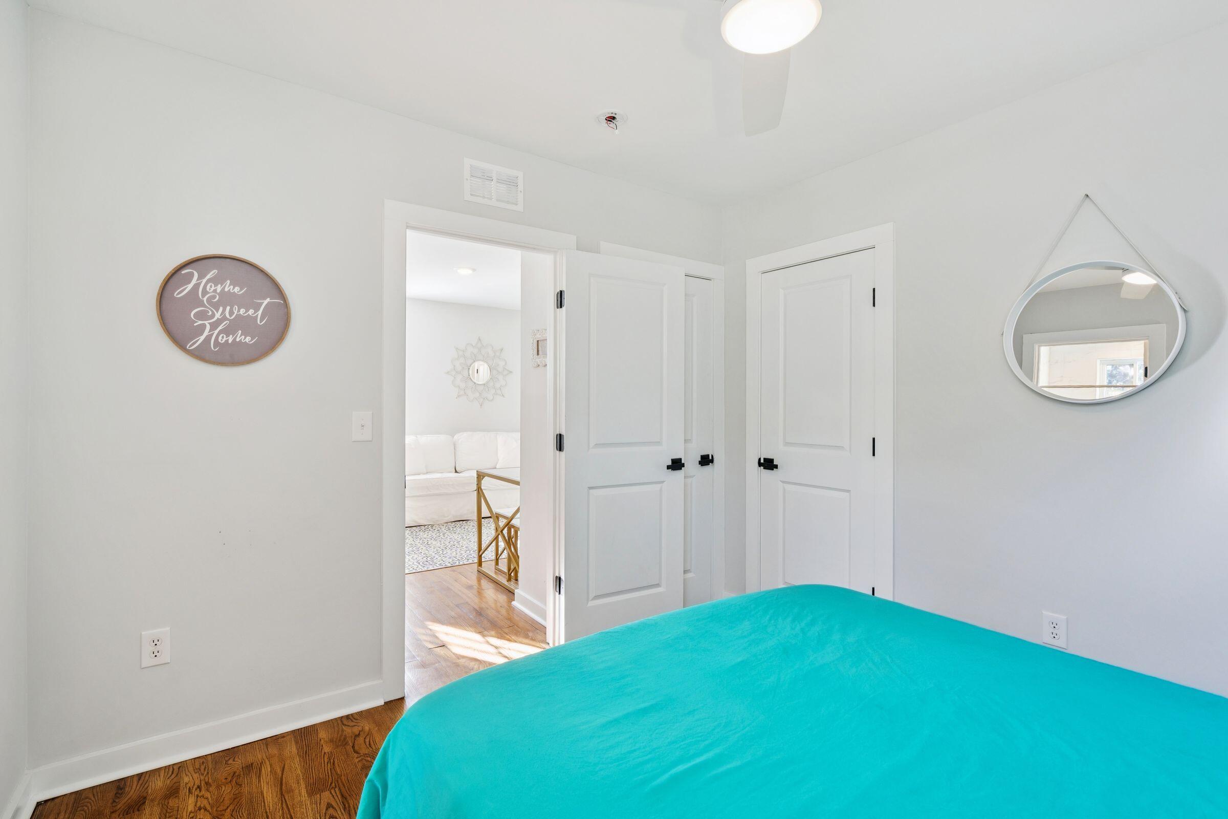 2384 Cambridge Avenue