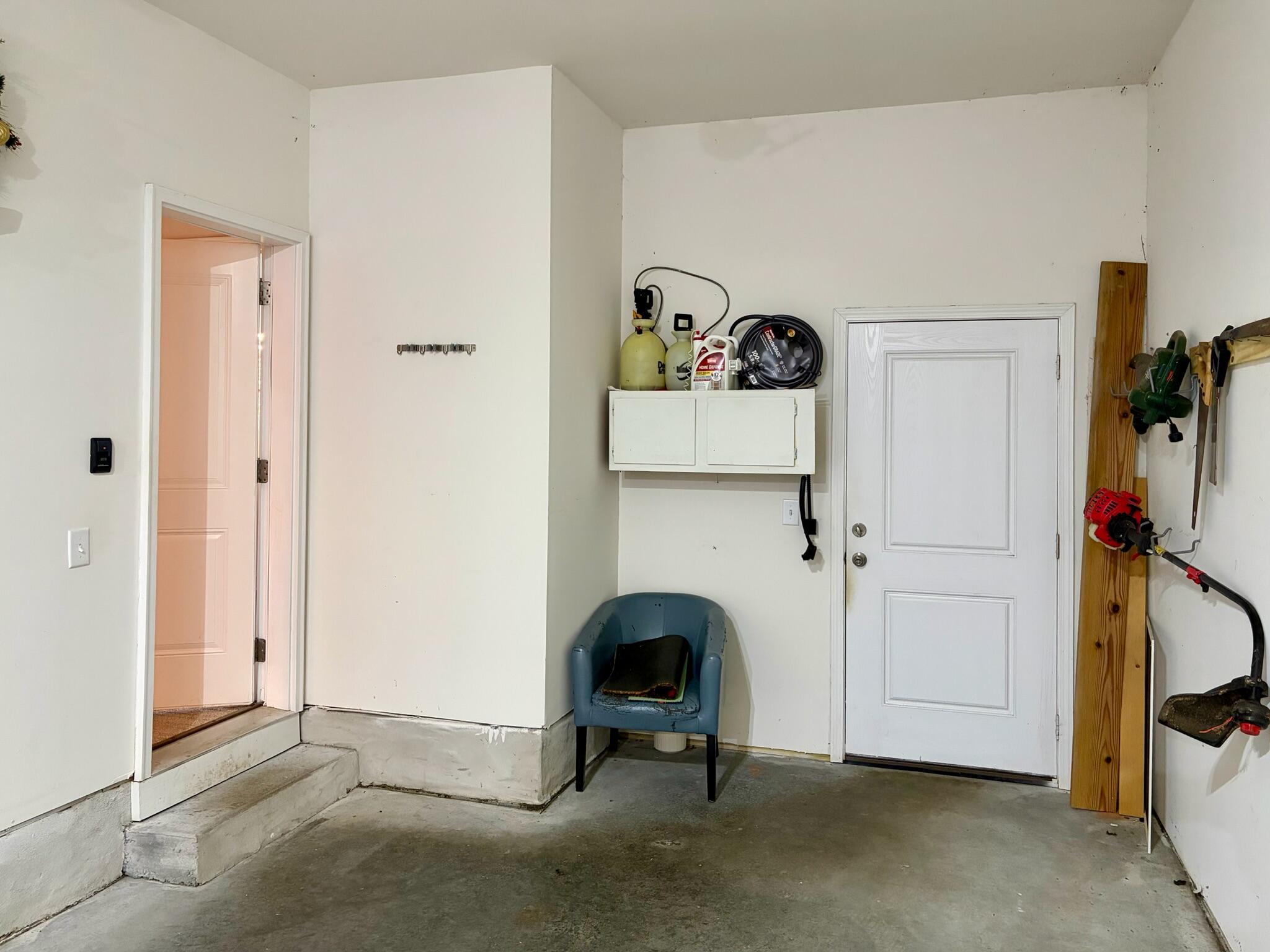 1219 Dingle Road
