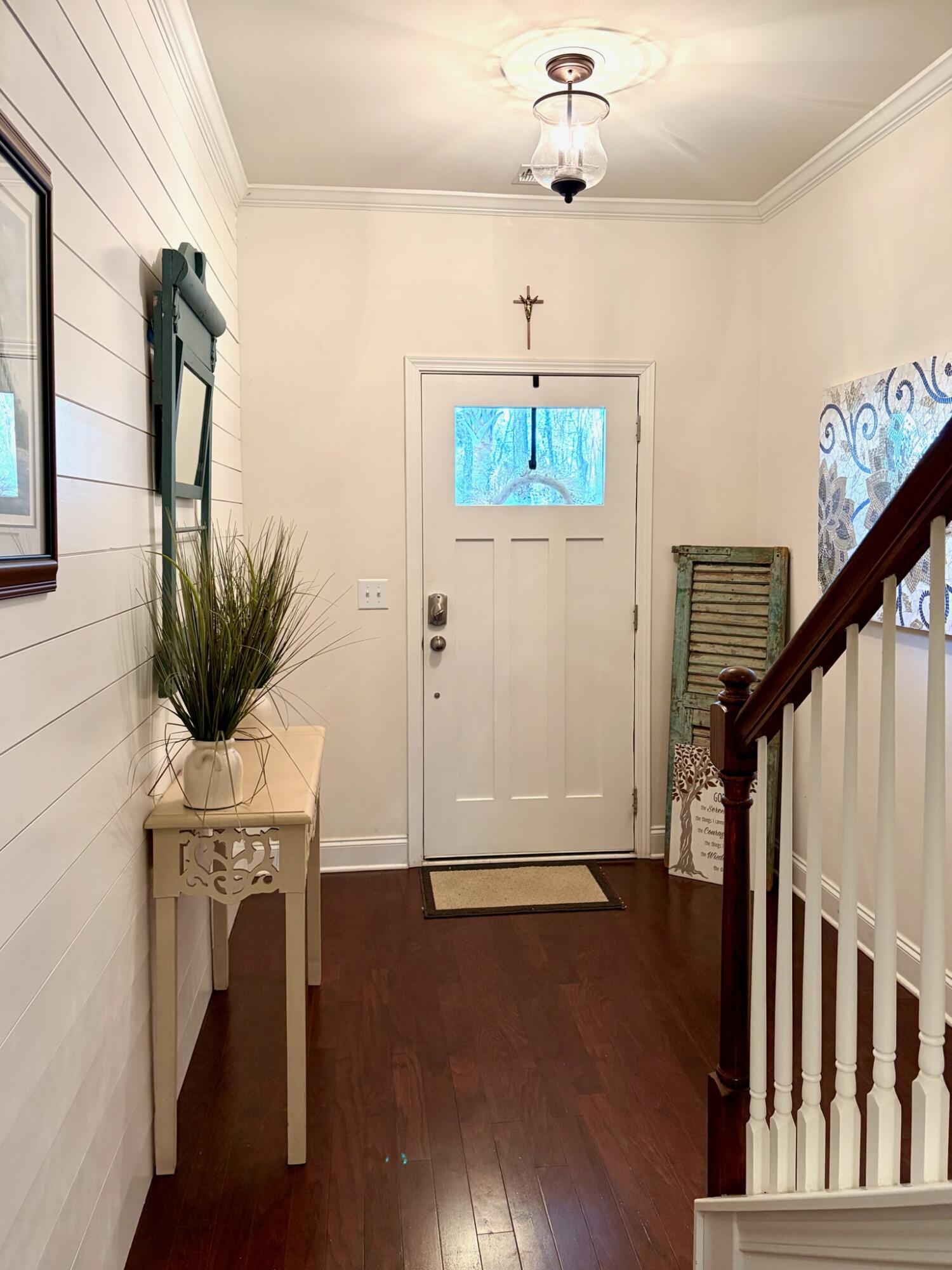 1219 Dingle Road