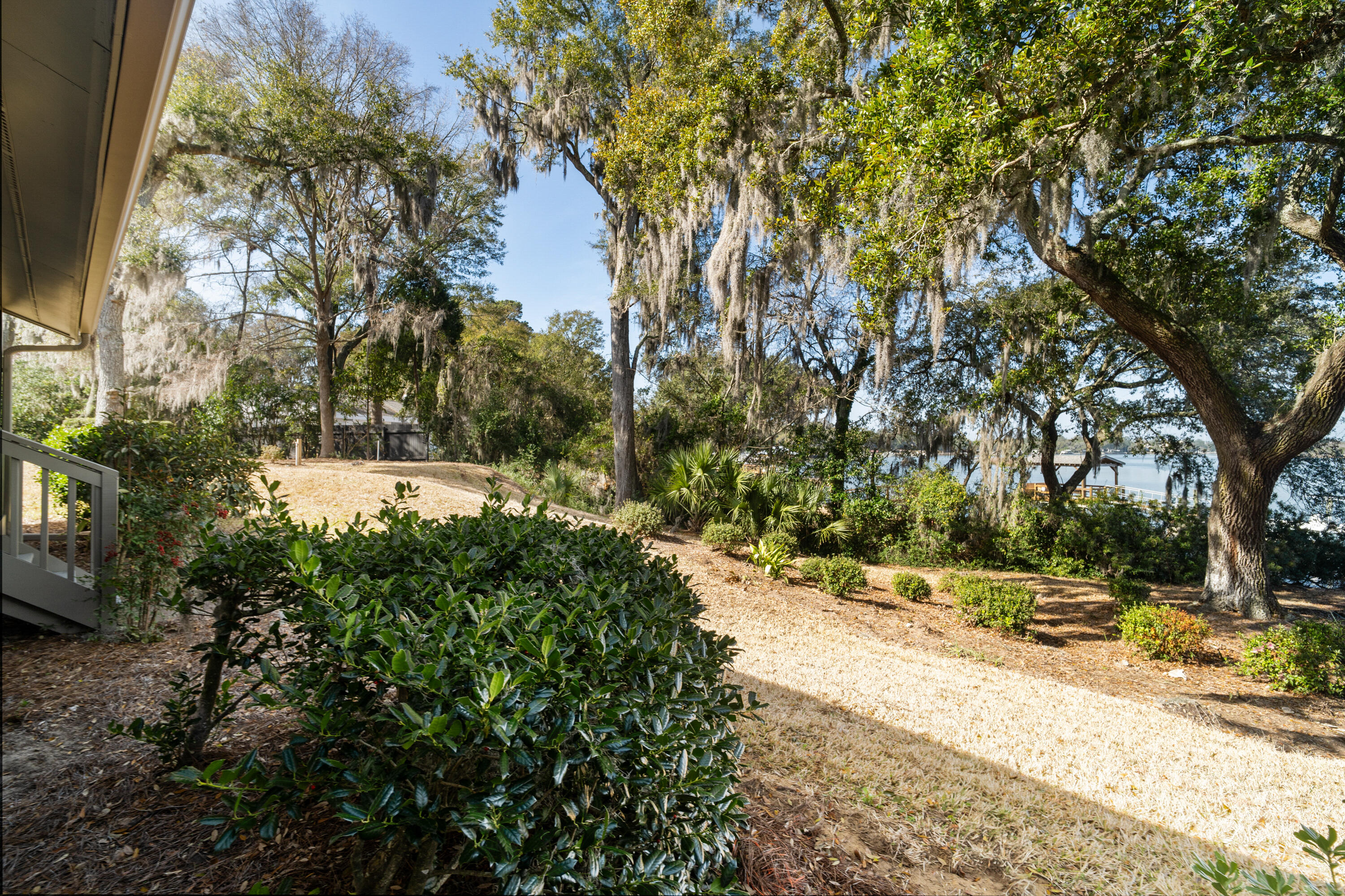 33 Wappoo Creek Place