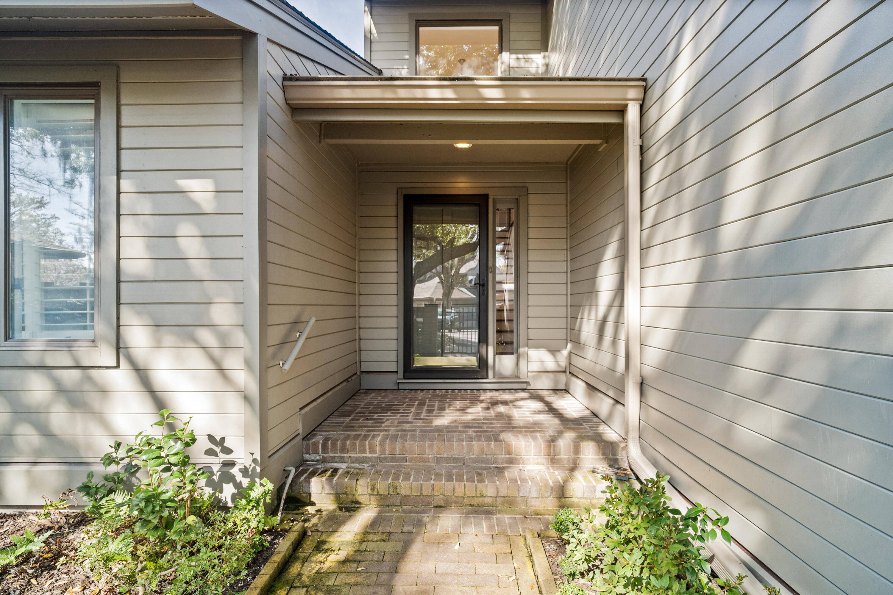 33 Wappoo Creek Place