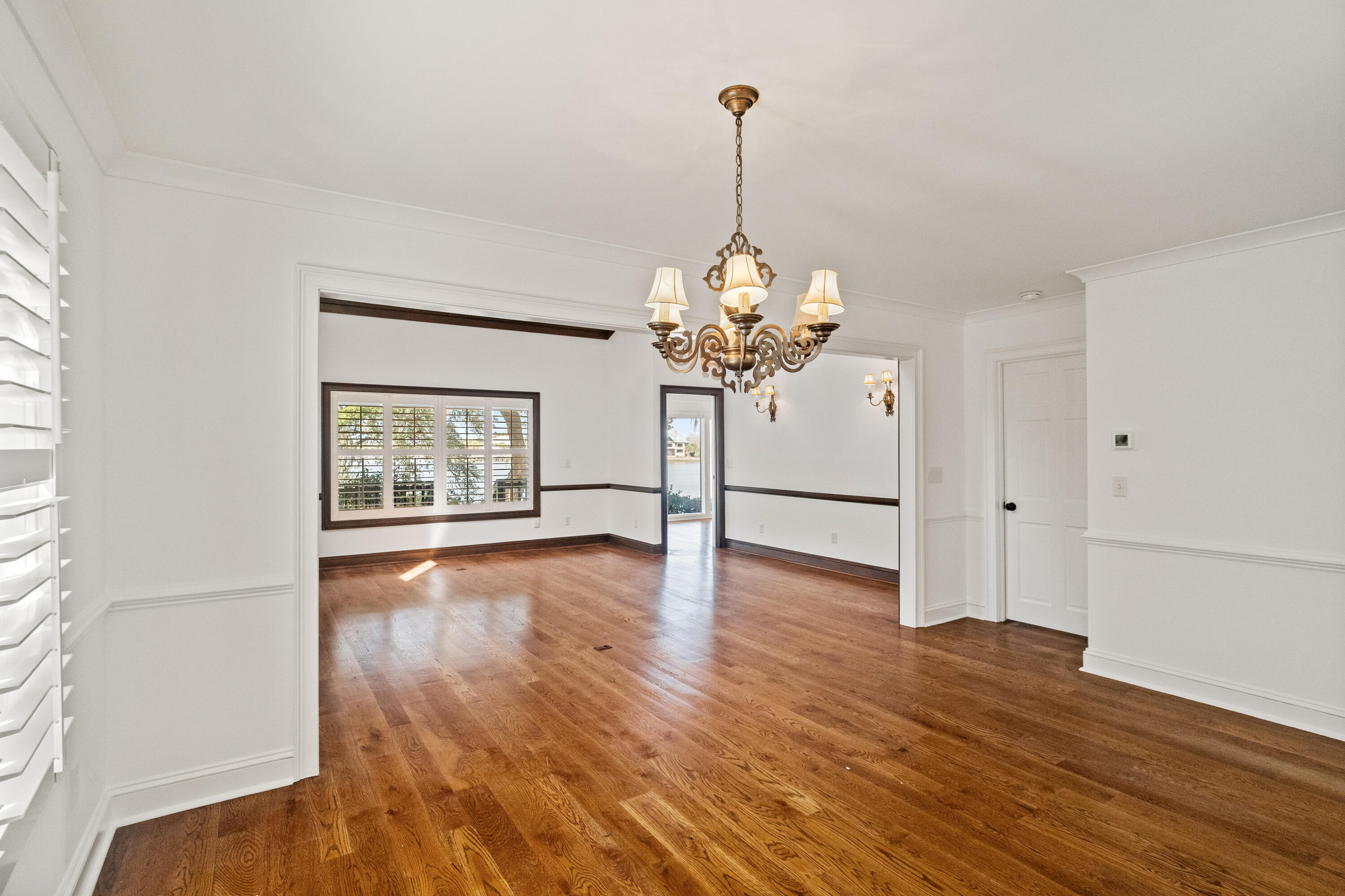 33 Wappoo Creek Place