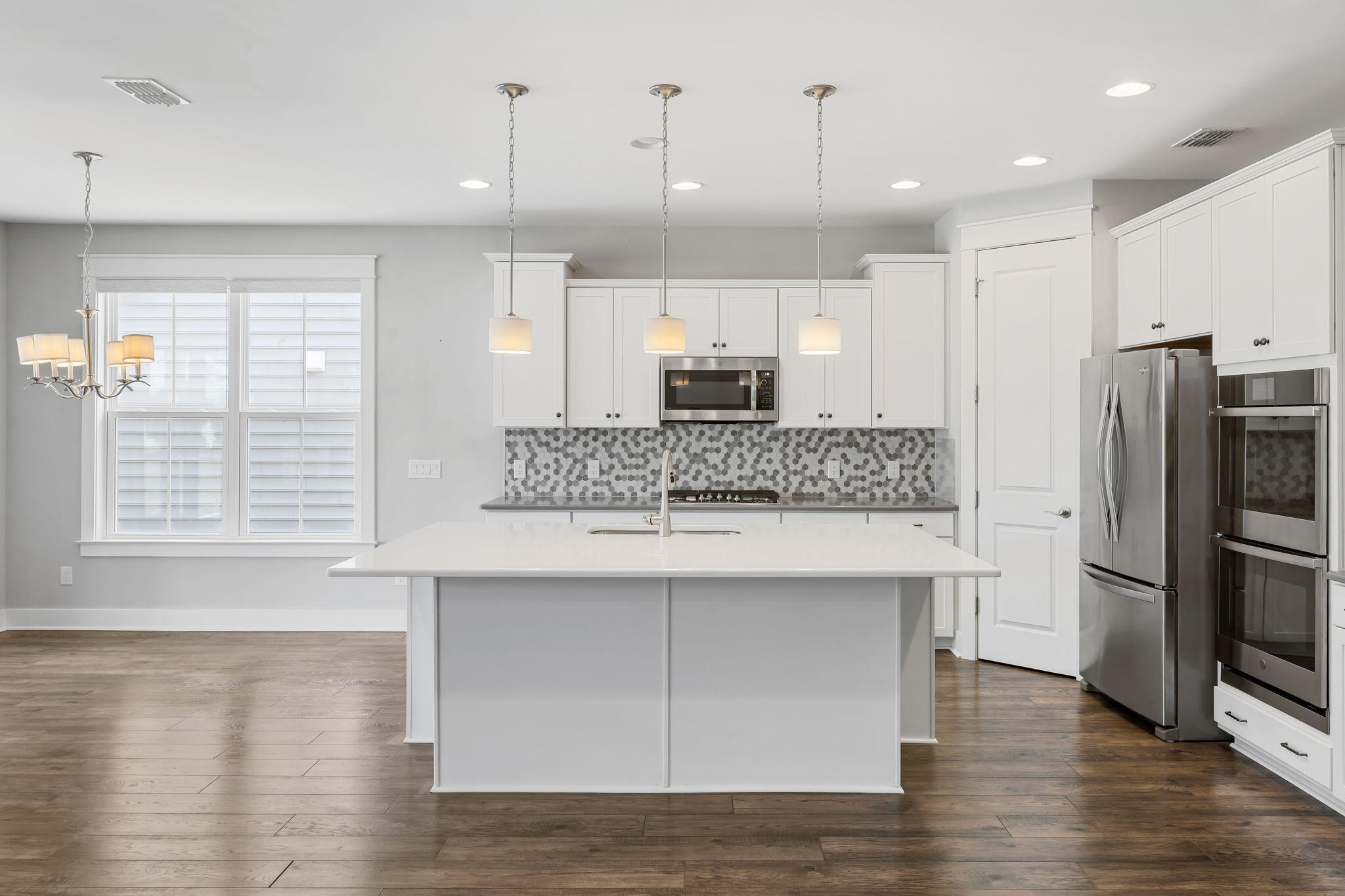 548 Four Seasons Boulevard