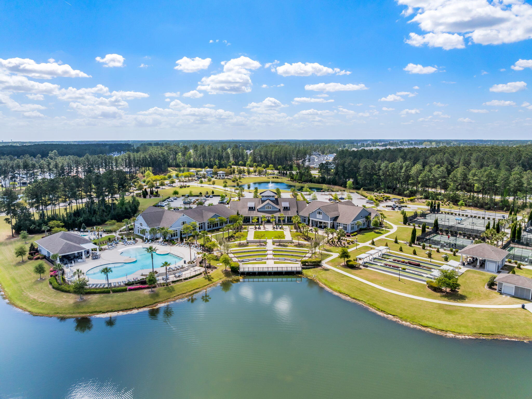 548 Four Seasons Boulevard