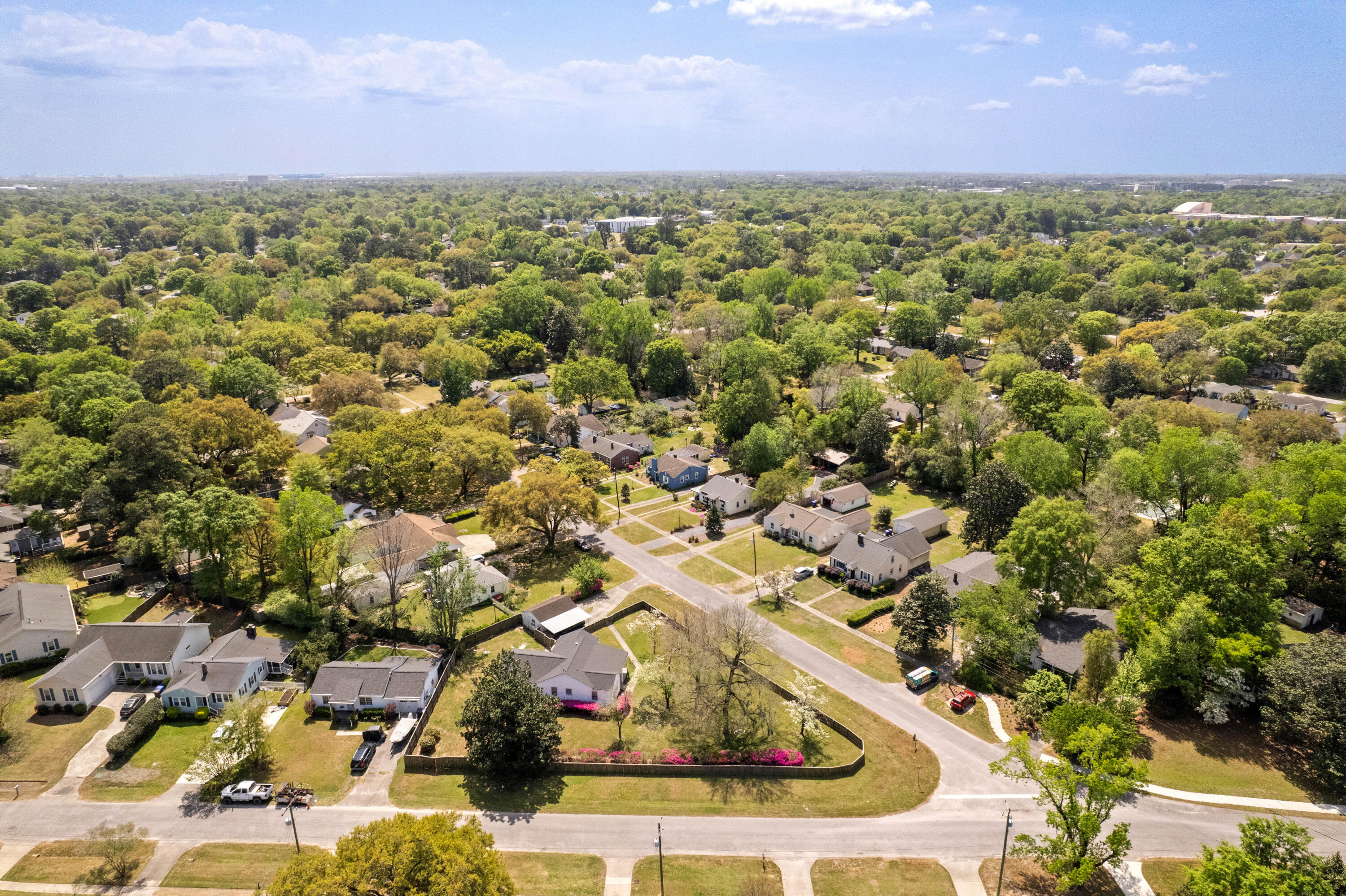 5252 Braddock Avenue