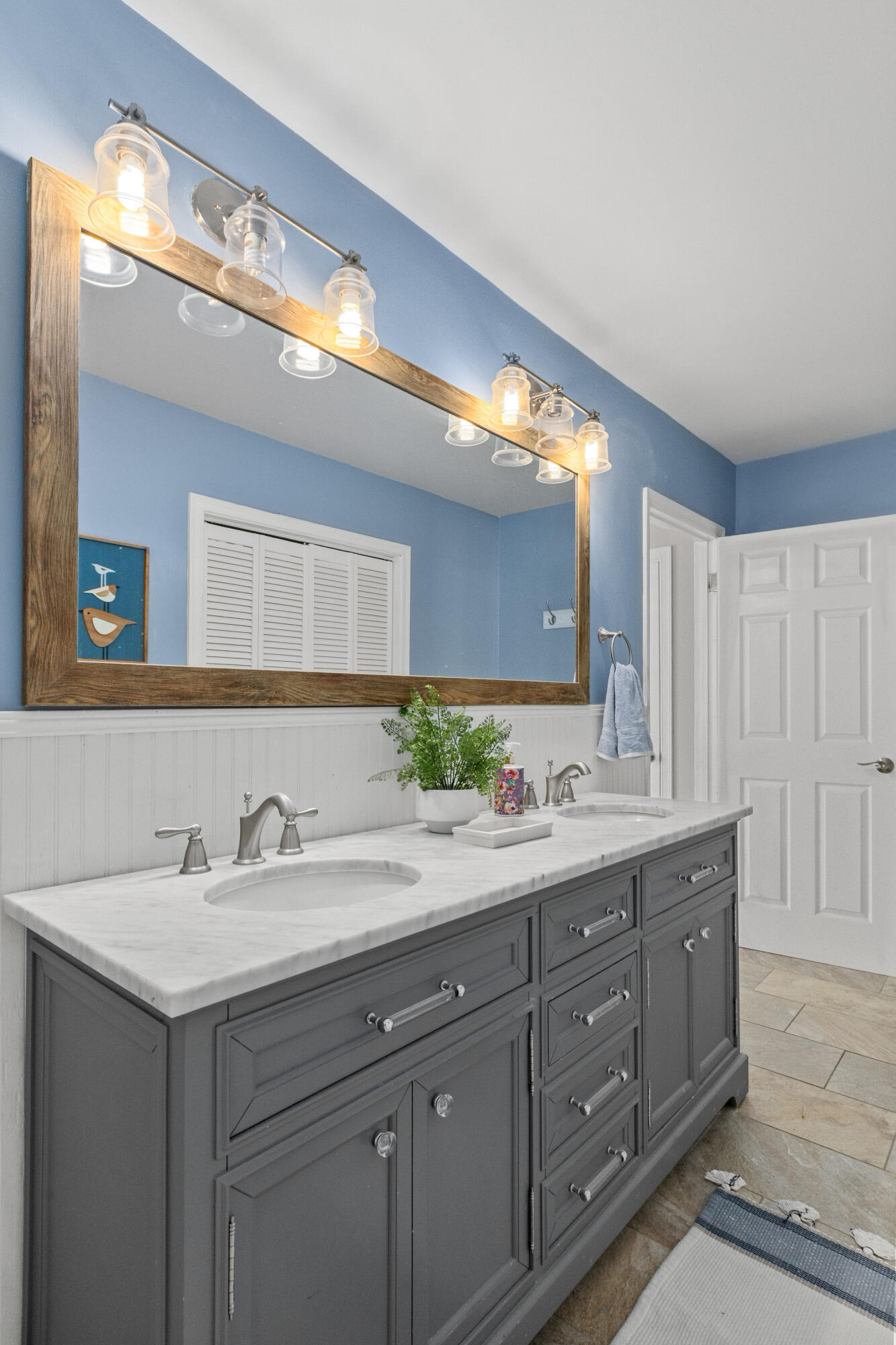 5252 Braddock Avenue