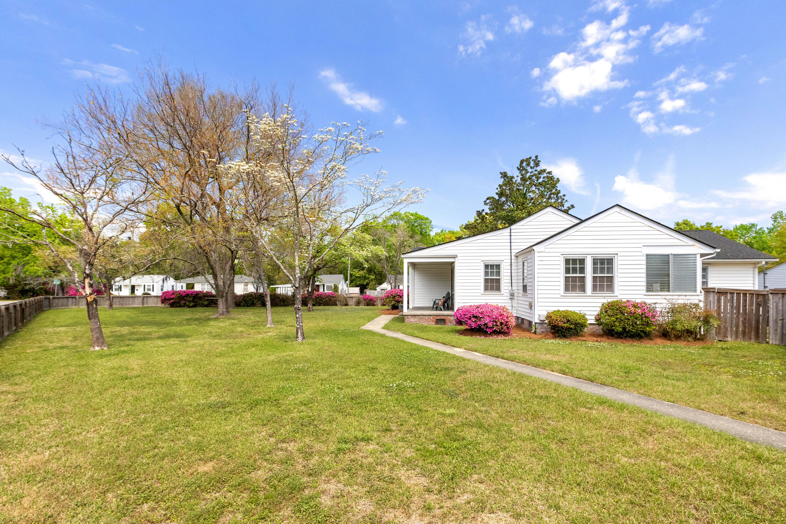 5252 Braddock Avenue