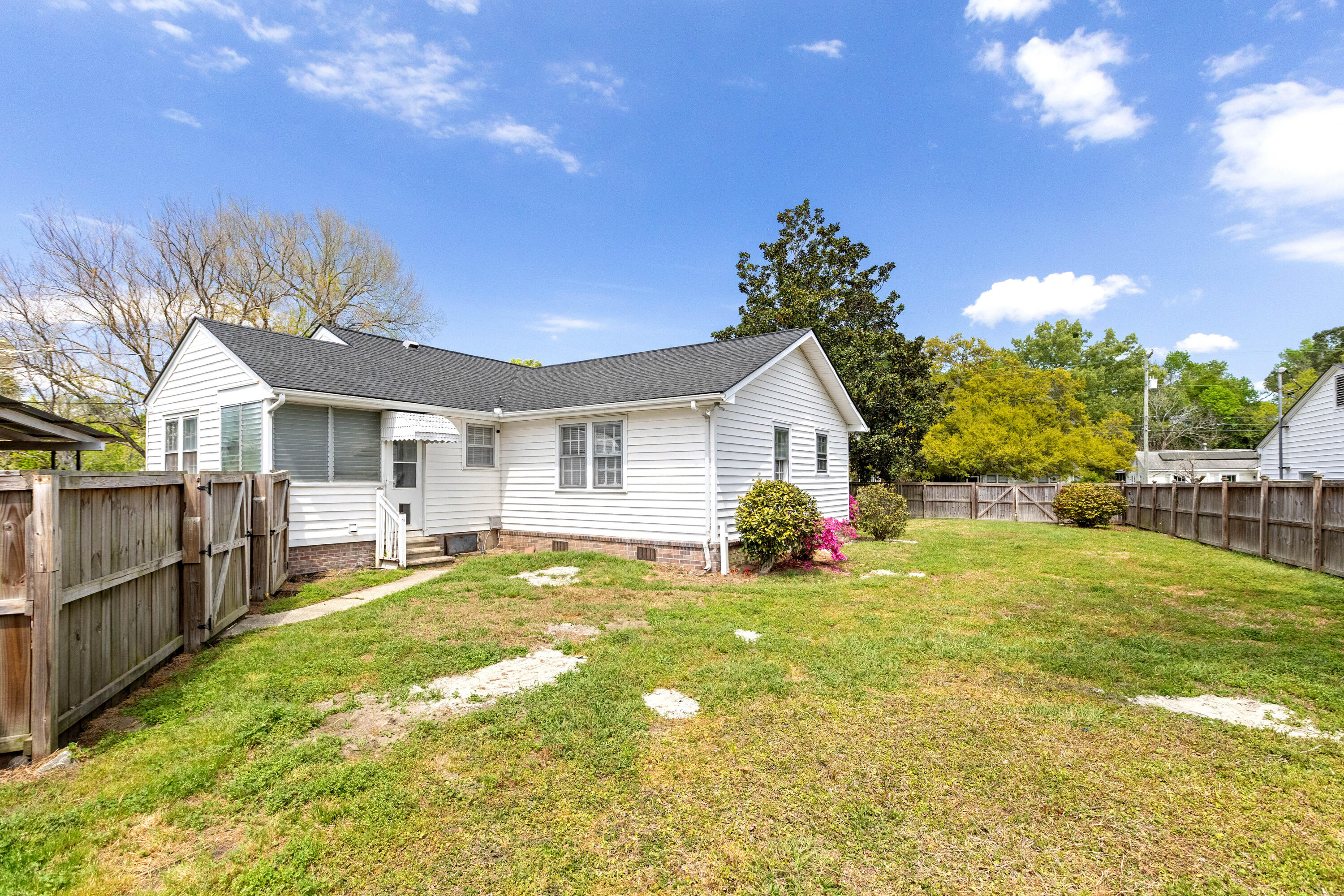 5252 Braddock Avenue