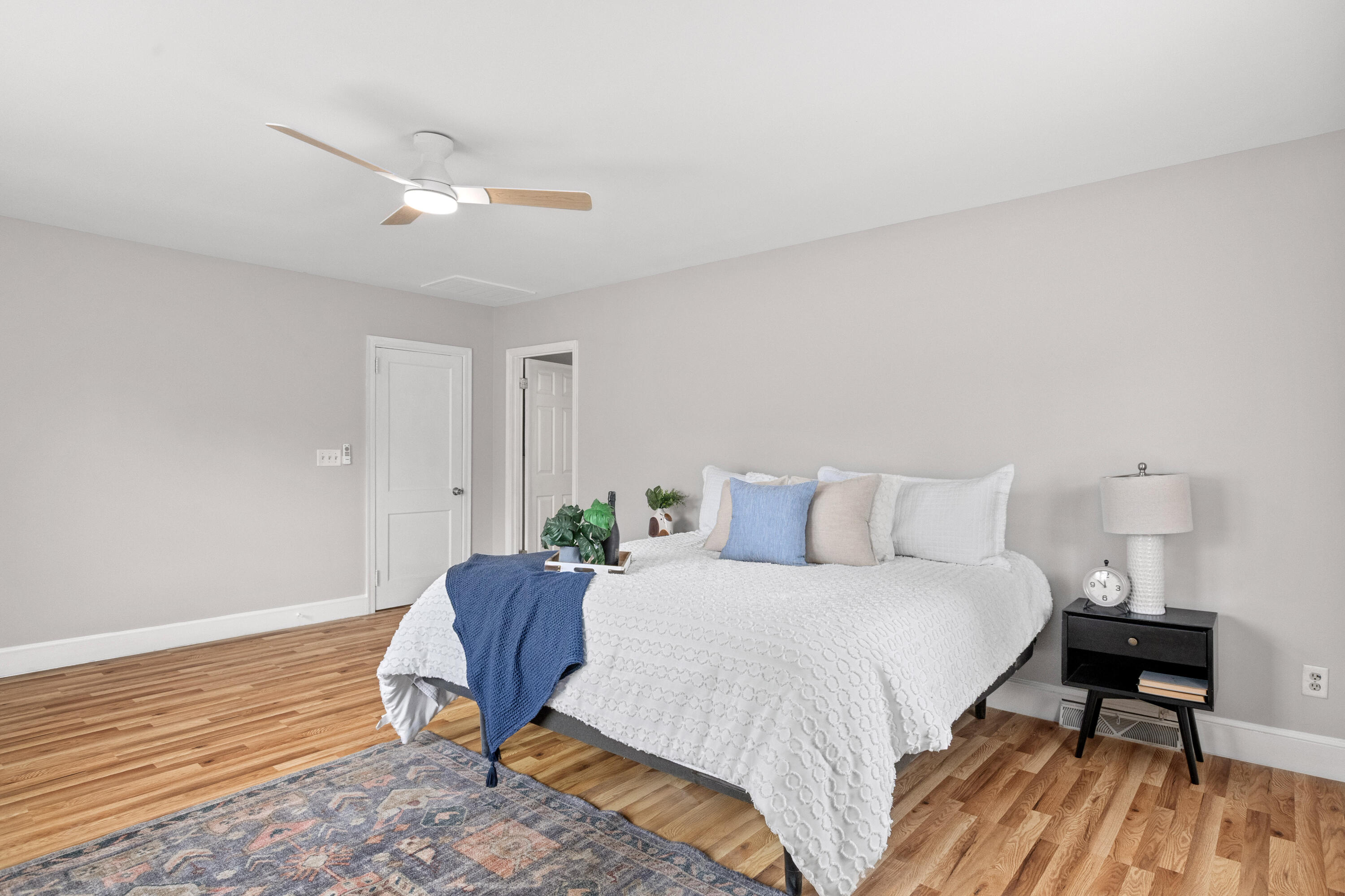 5252 Braddock Avenue