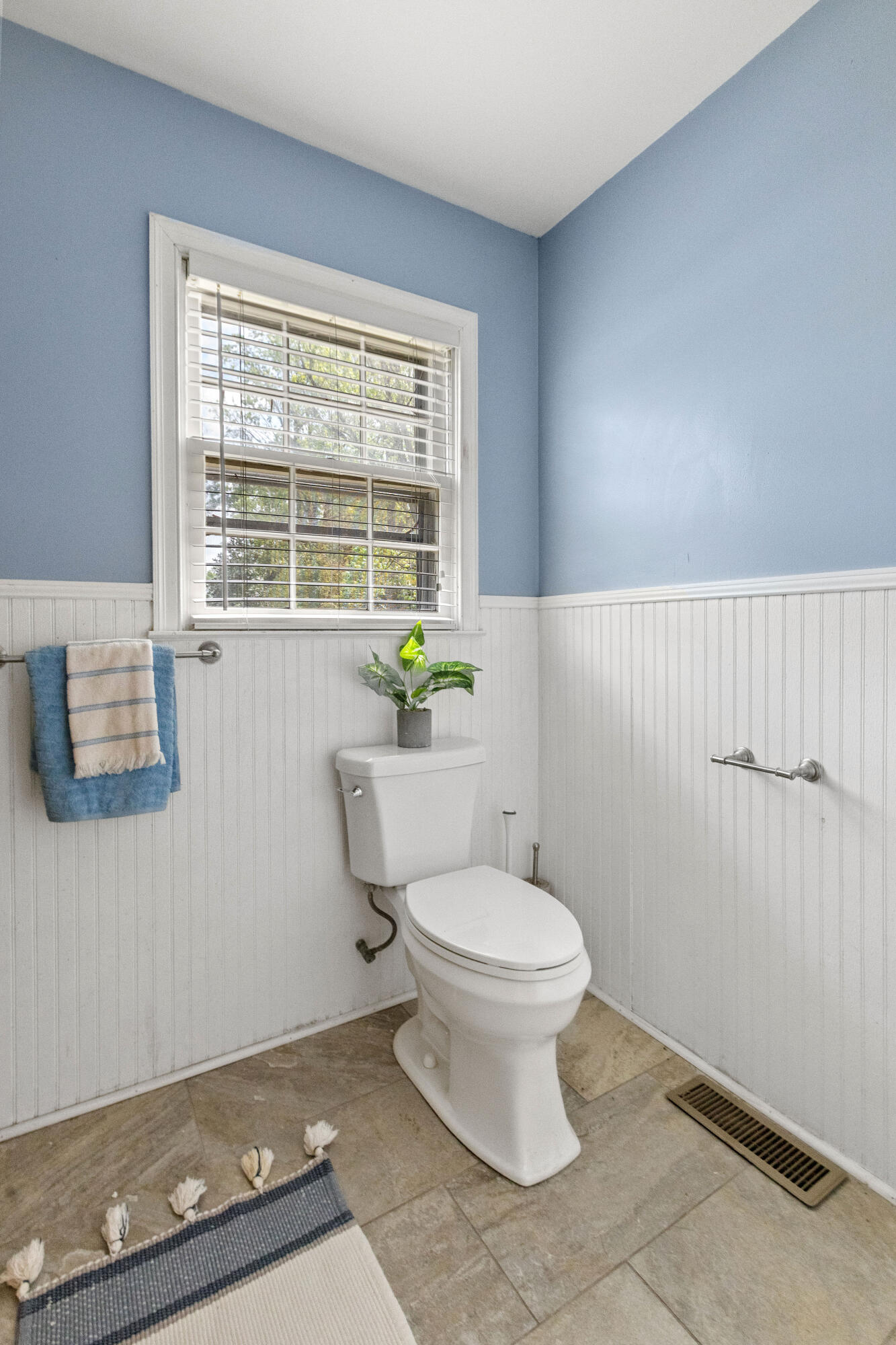 5252 Braddock Avenue