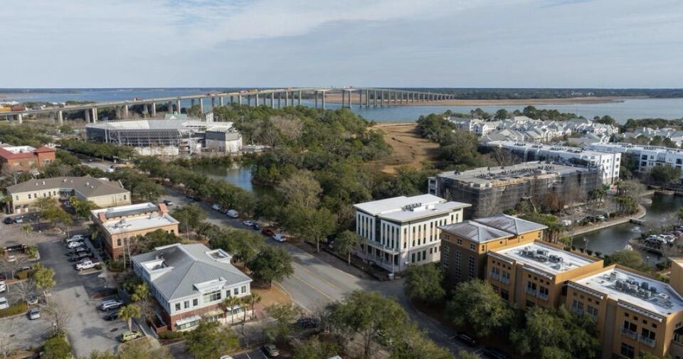 211 Seven Farms Drive # 202