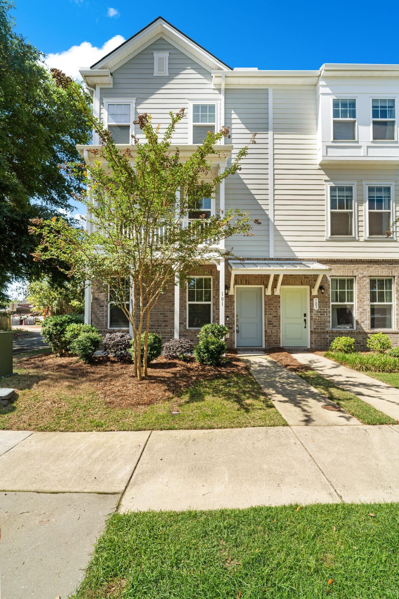 101 Rowans Creek Drive