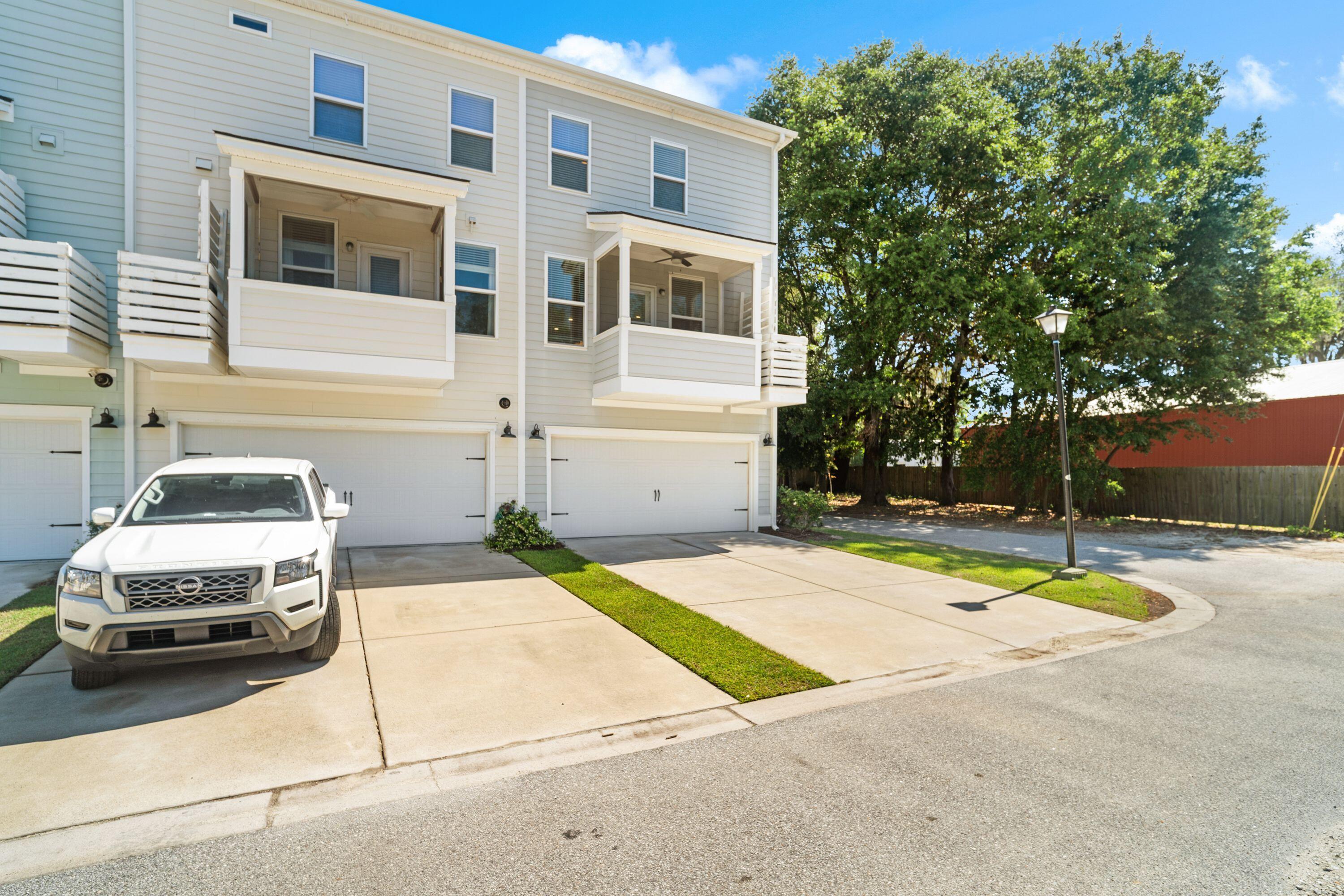 101 Rowans Creek Drive