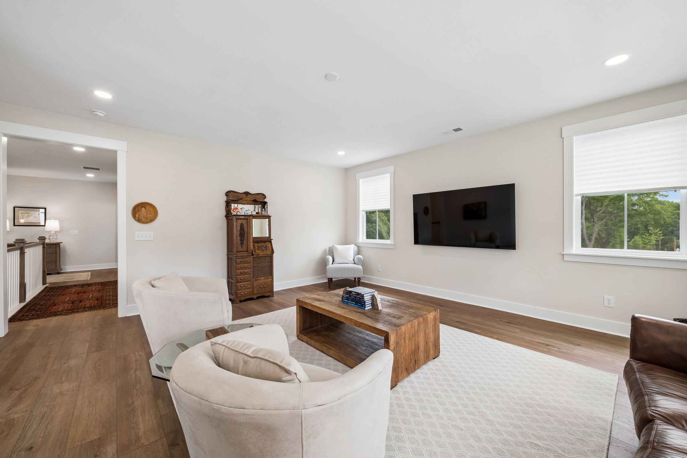 1427 Dahlia Drive