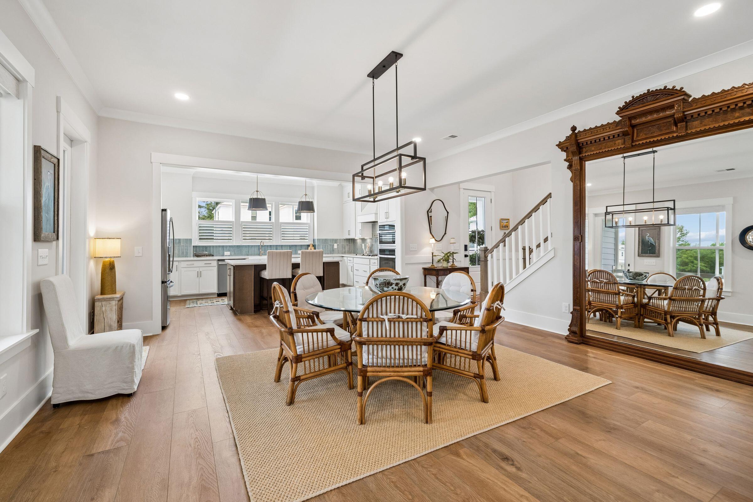 1427 Dahlia Drive