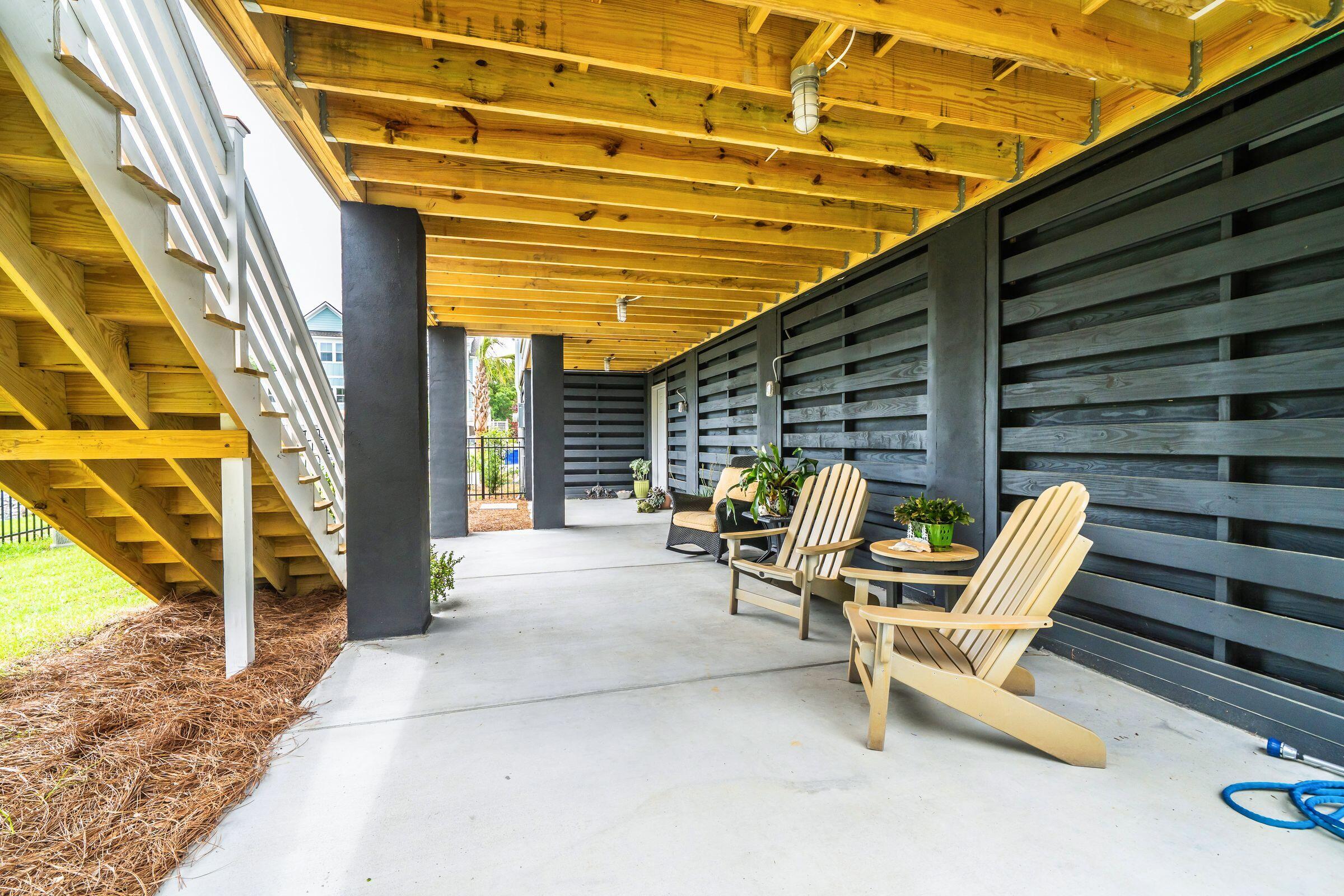 1427 Dahlia Drive