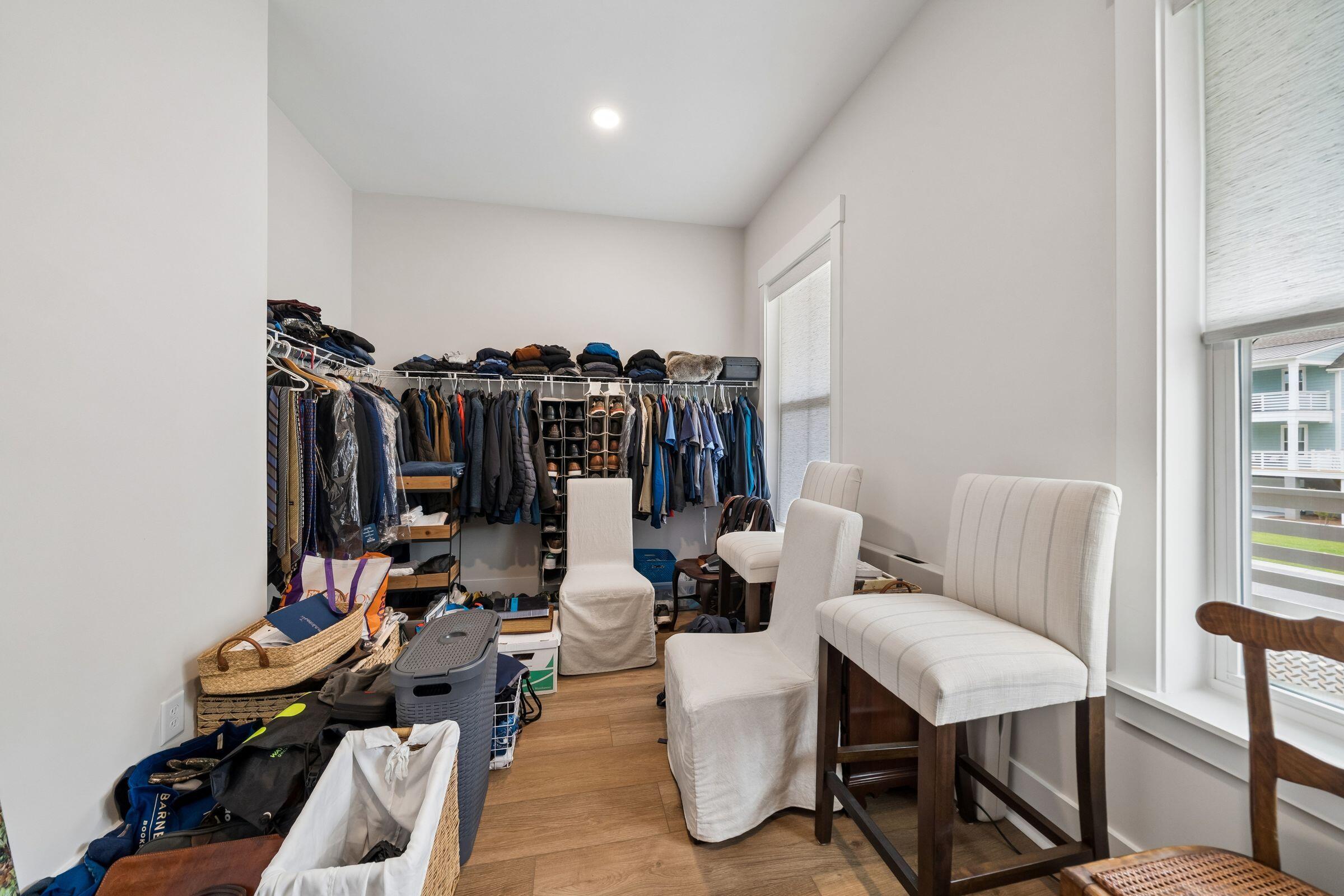 1427 Dahlia Drive