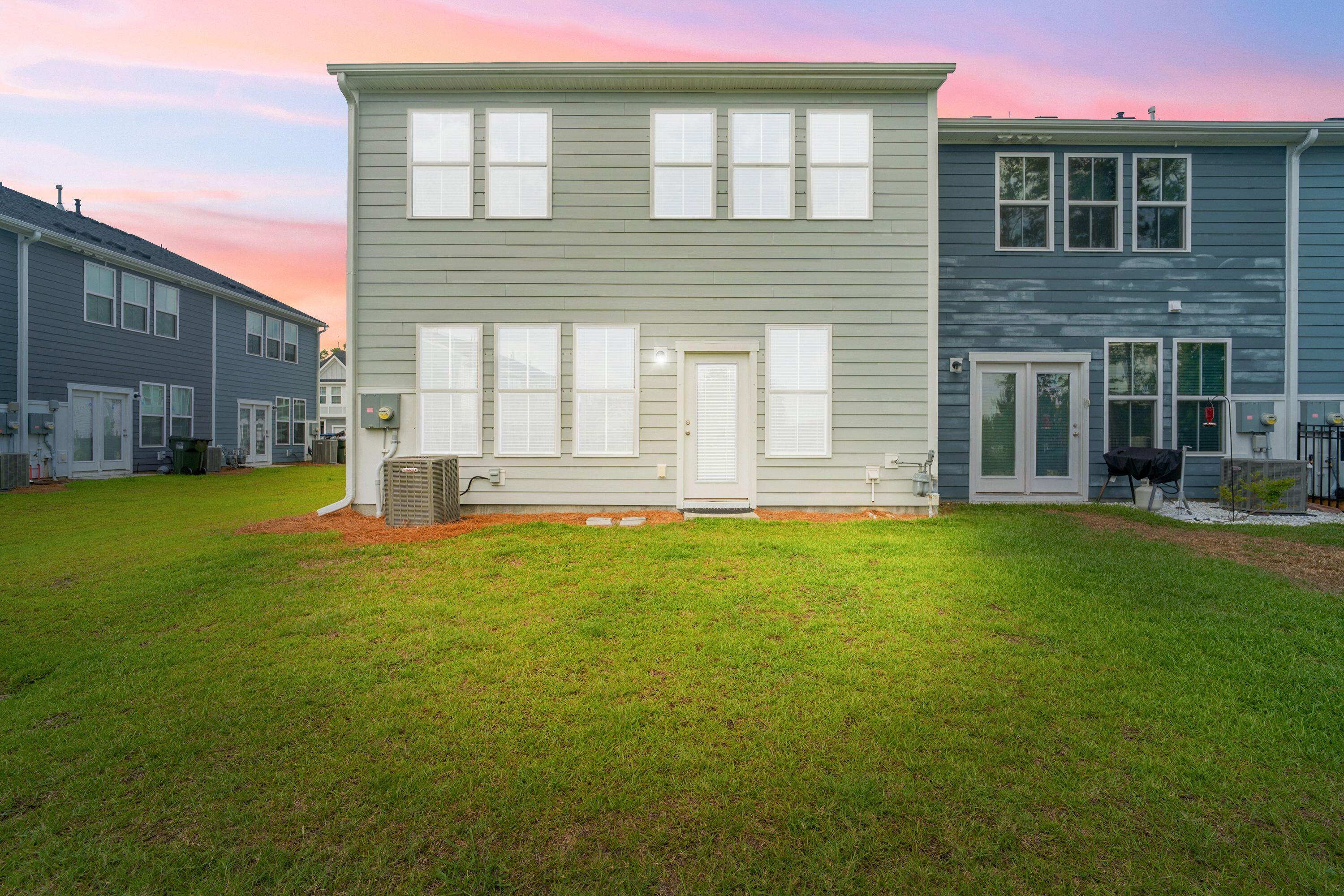 765 Trotters Lane