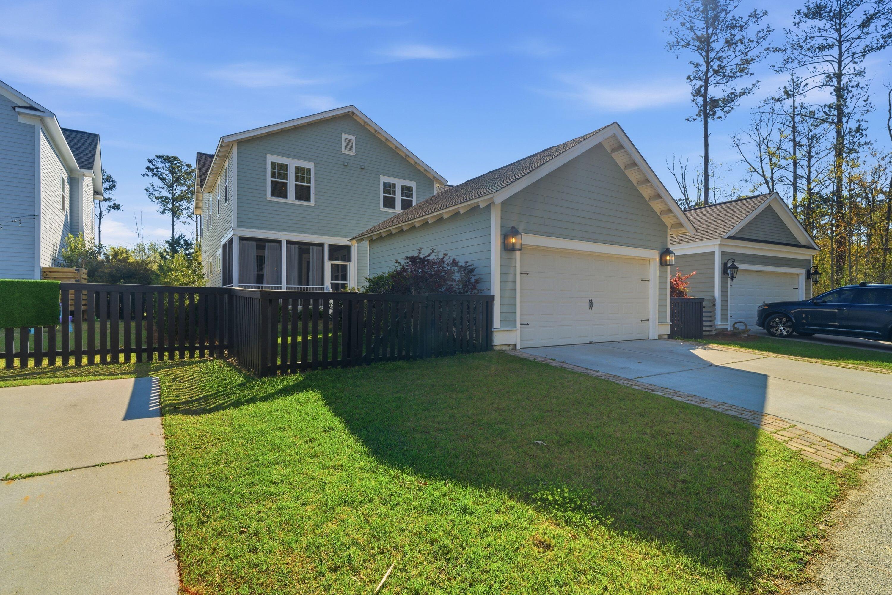 1645 Banning Street