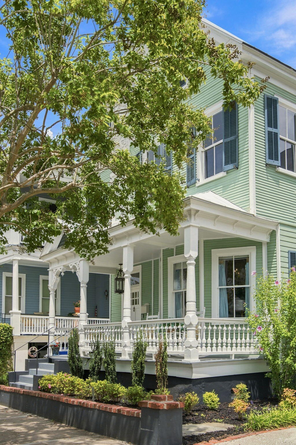 6 Rutledge Avenue