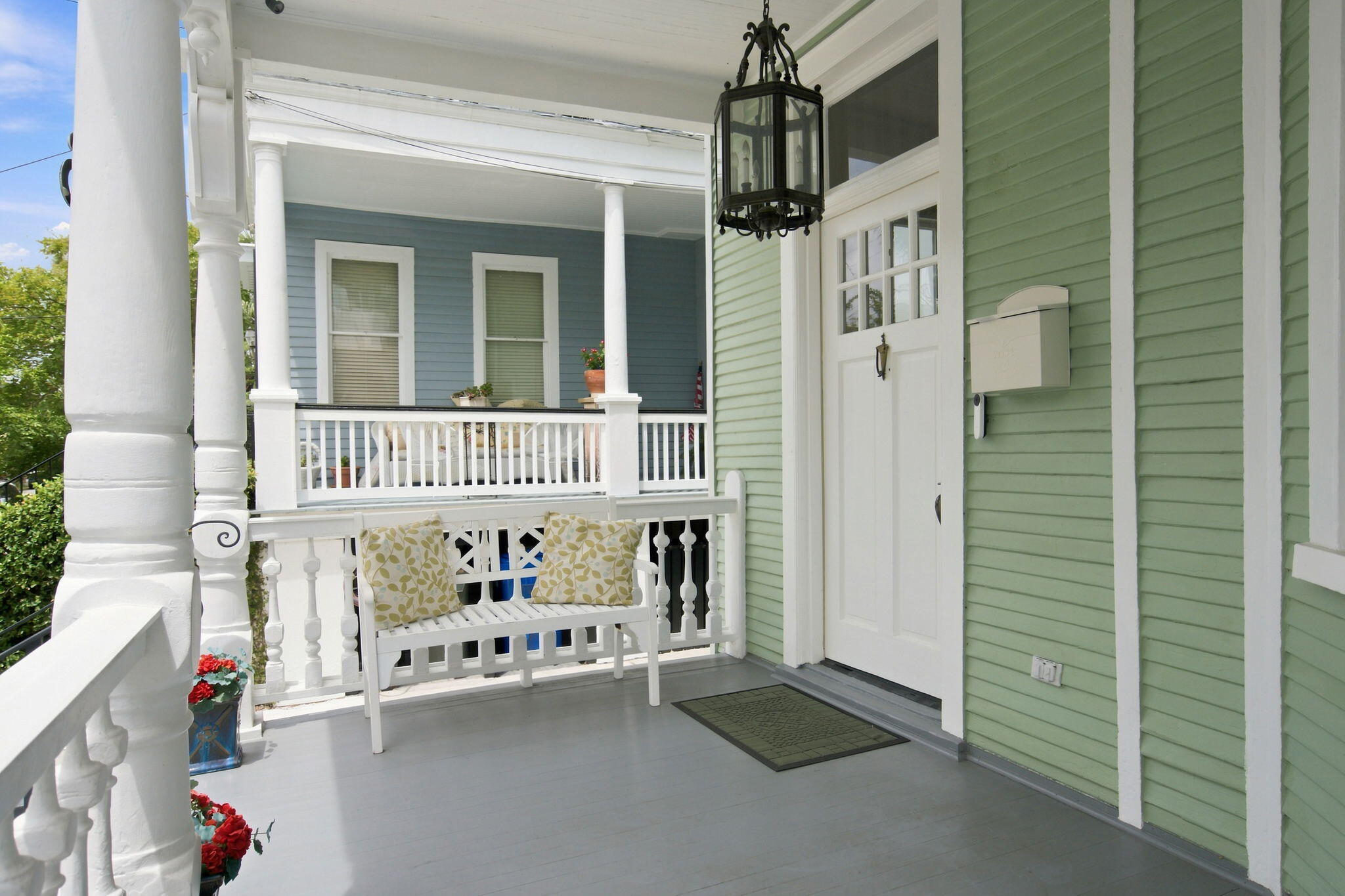 6 Rutledge Avenue