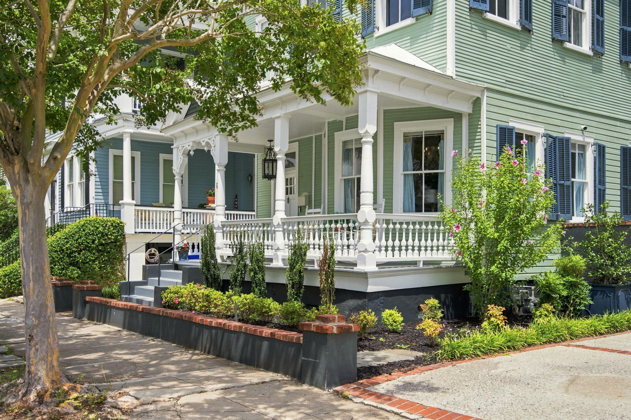 6 Rutledge Avenue