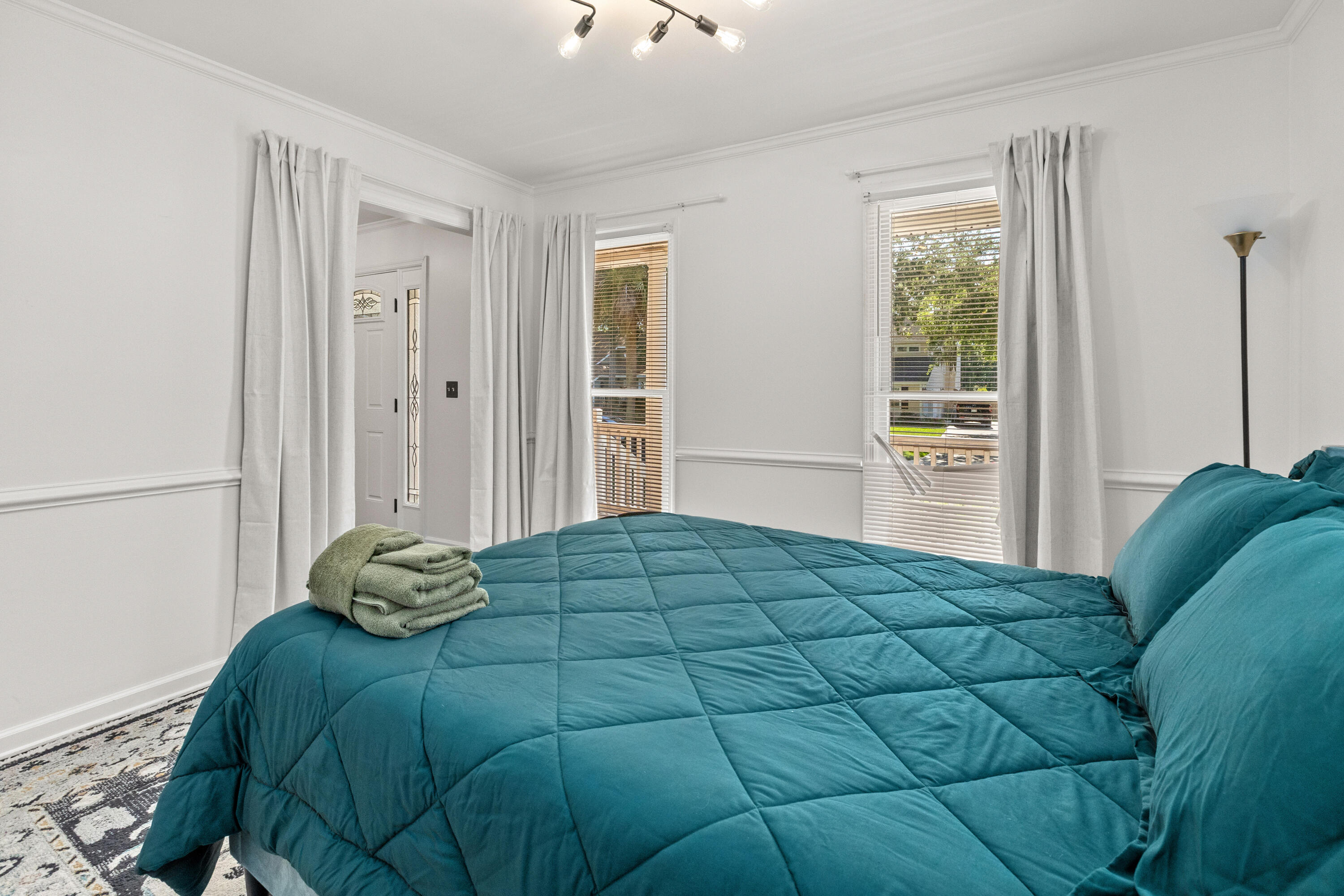 306 Anadale Court