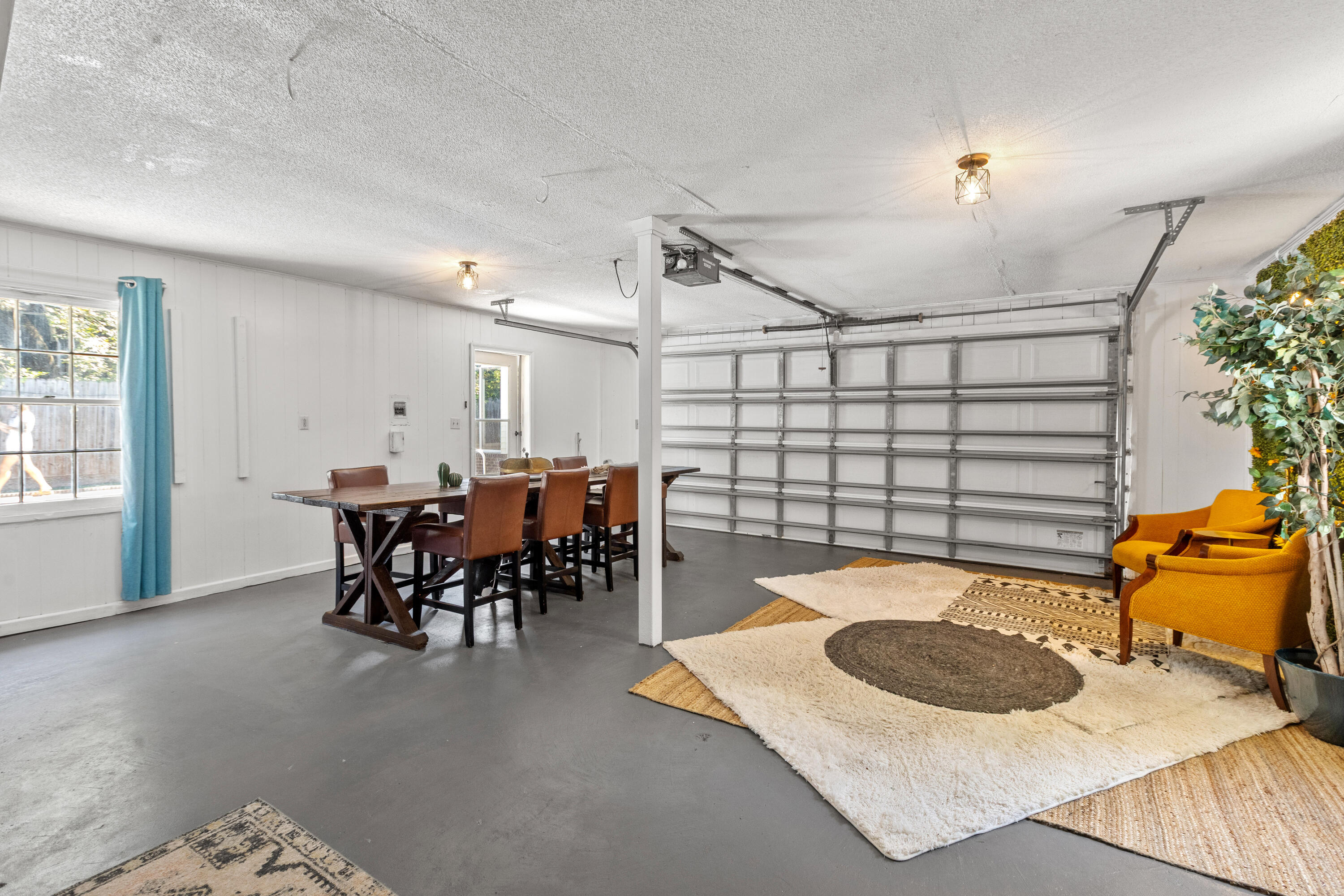 306 Anadale Court