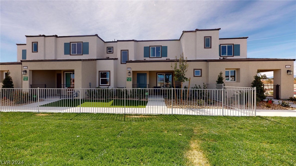 3501 Golden Chariot Avenue
