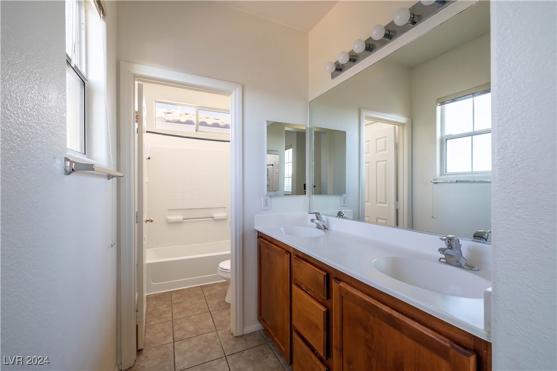 7687 Hampton Cove Lane