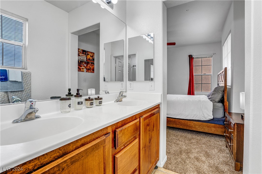 7687 Hampton Cove Lane