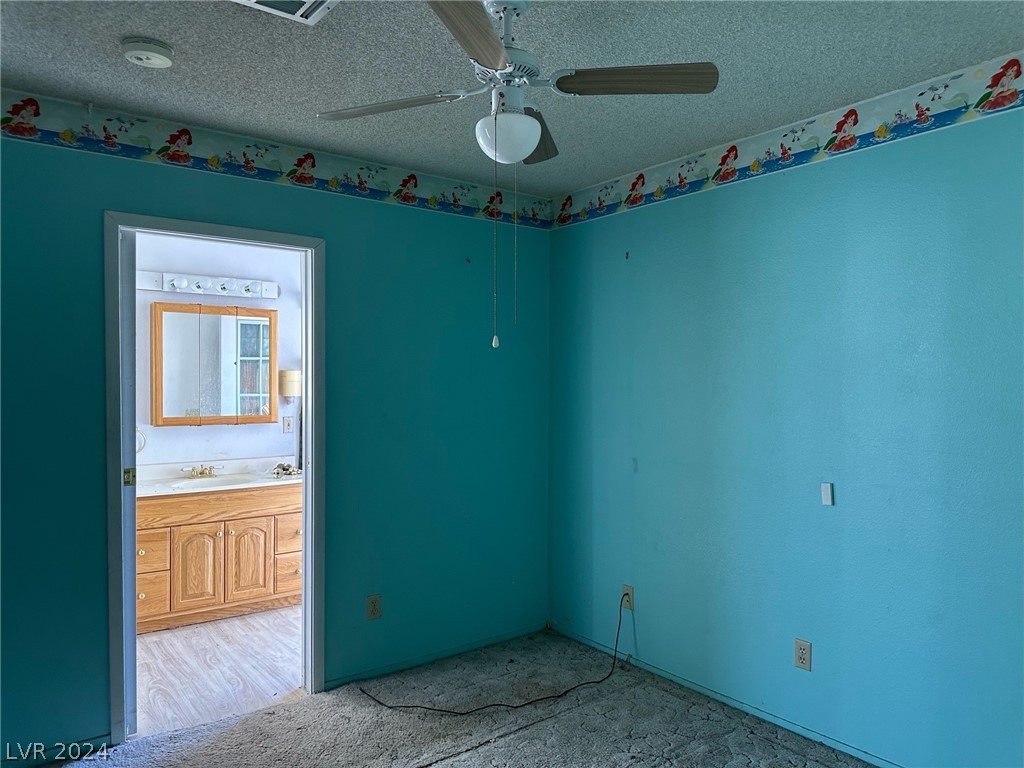 5366 Brady Lane