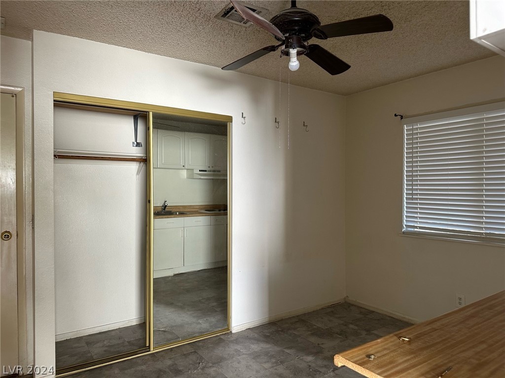 5366 Brady Lane