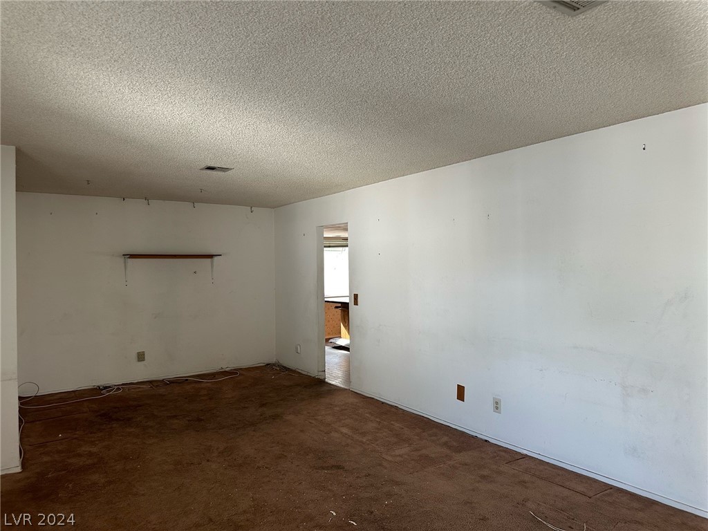 5366 Brady Lane