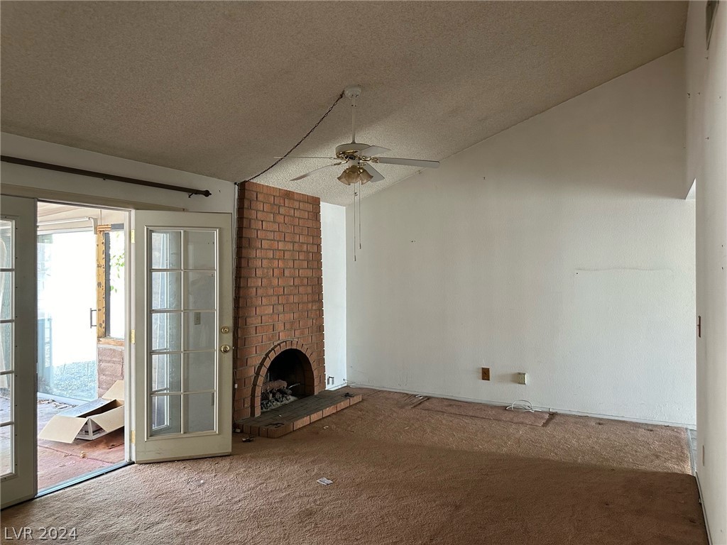 5366 Brady Lane