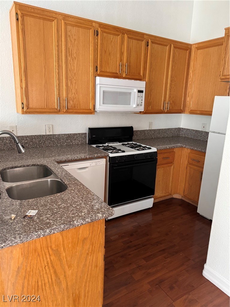 4730 East Craig Road 2061