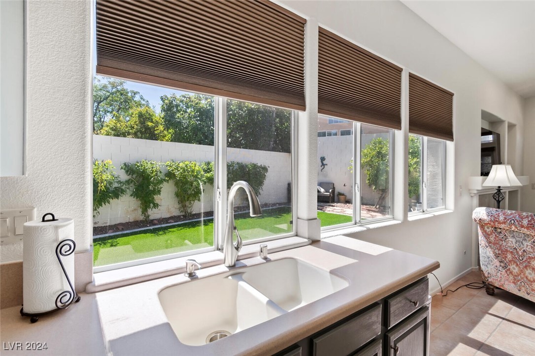 1609 Saddle Rock Circle