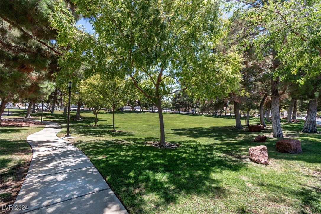 1609 Saddle Rock Circle
