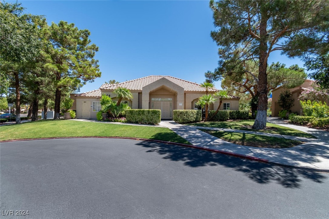 1609 Saddle Rock Circle
