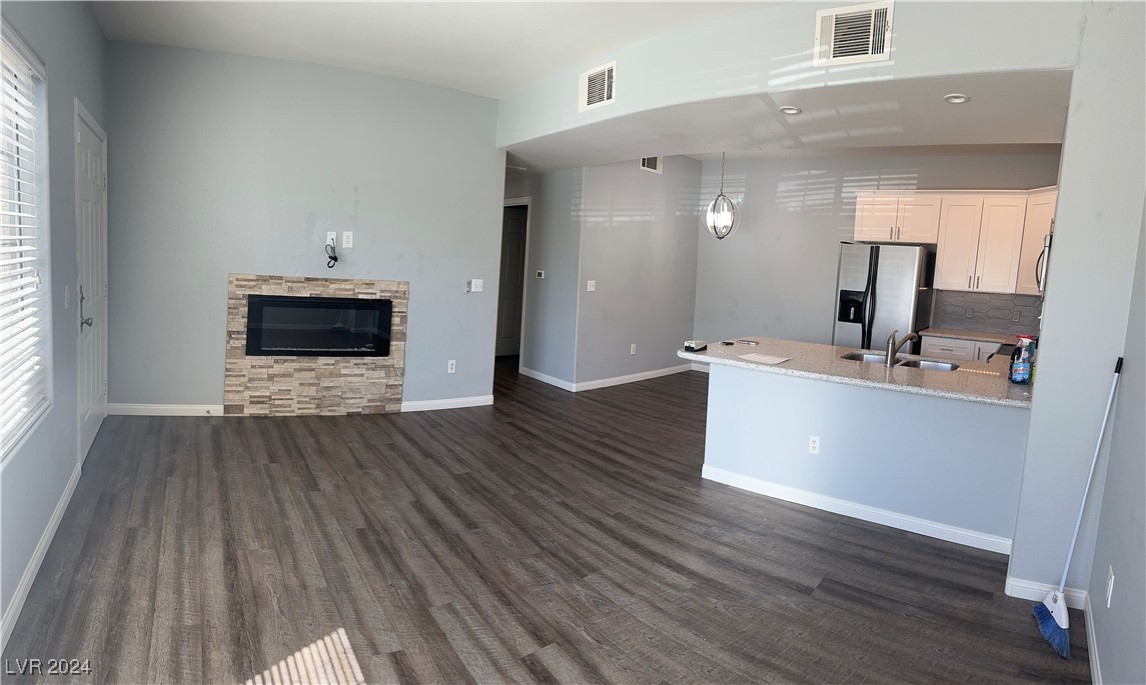 2030 Rancho Lake Drive 103