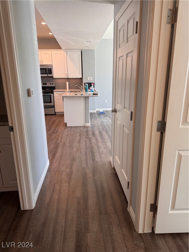 2030 Rancho Lake Drive 103