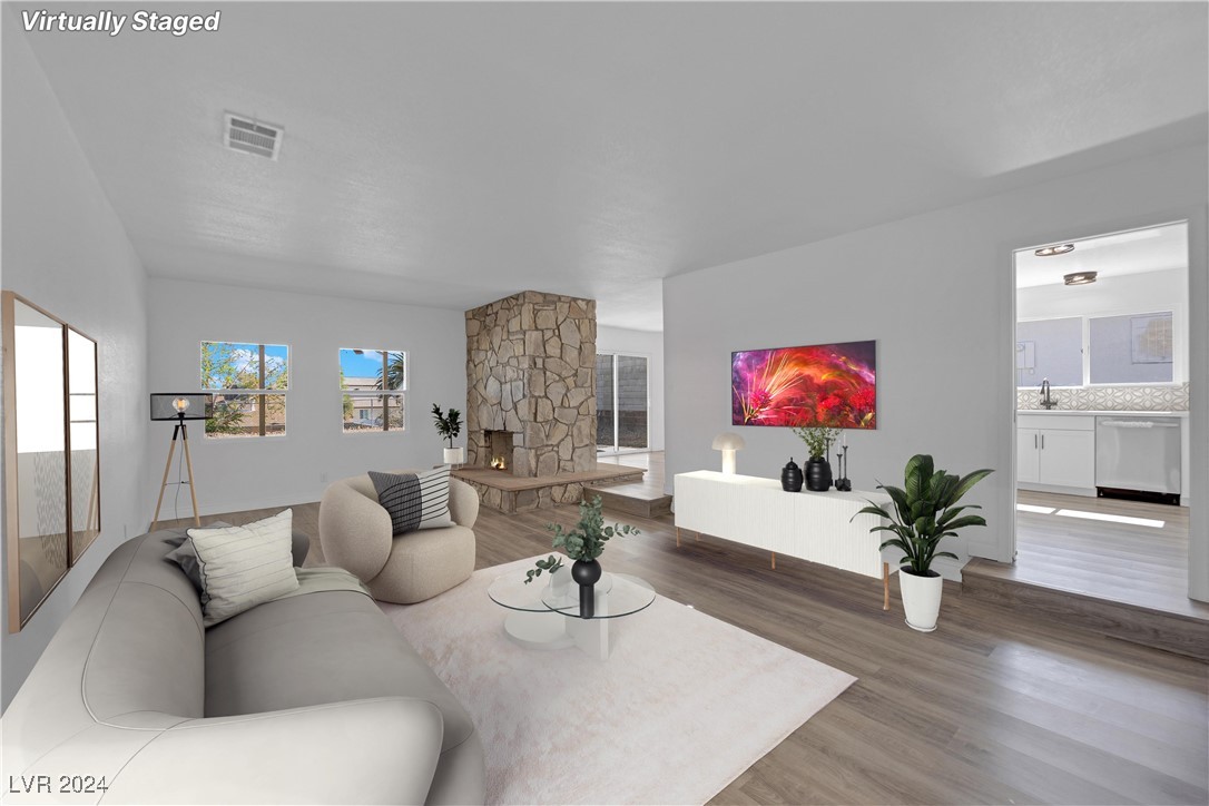 3920 Sorrento Way