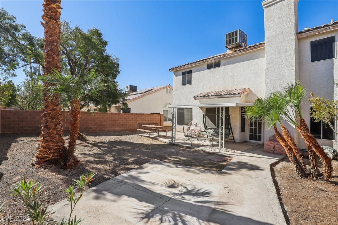 1712 Orchard Valley Drive