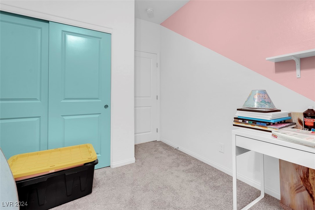6877 Painted Morning Avenue