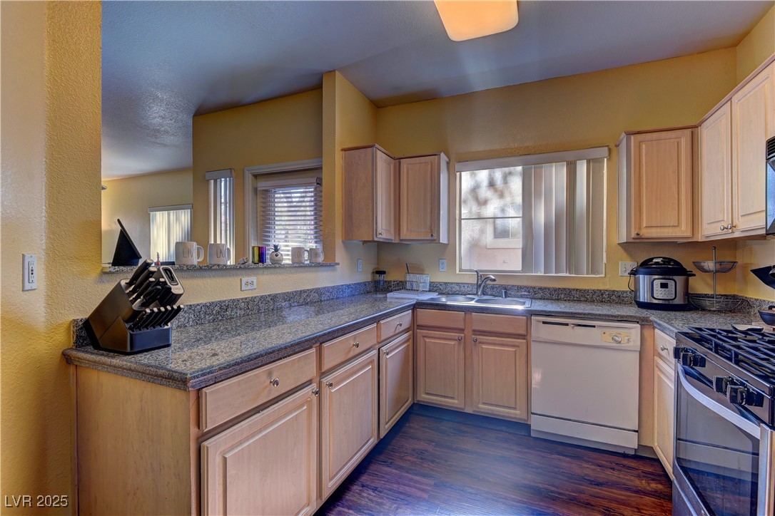 5250 South Rainbow Boulevard 1121