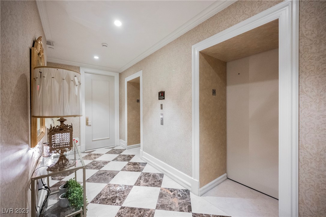2747 Paradise Road 2606