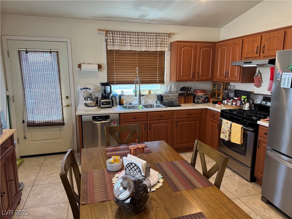 9611 Sky Hollow Drive