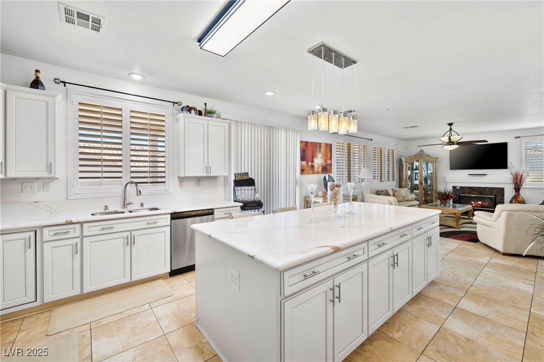 6136 Benchmark Way