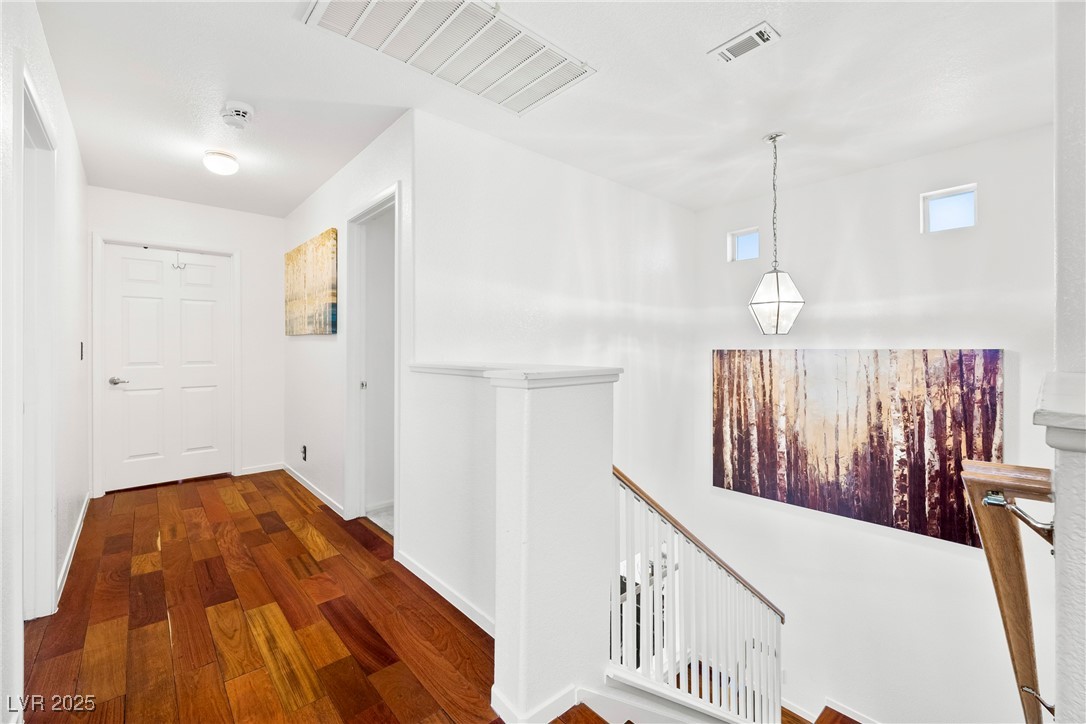 6136 Benchmark Way